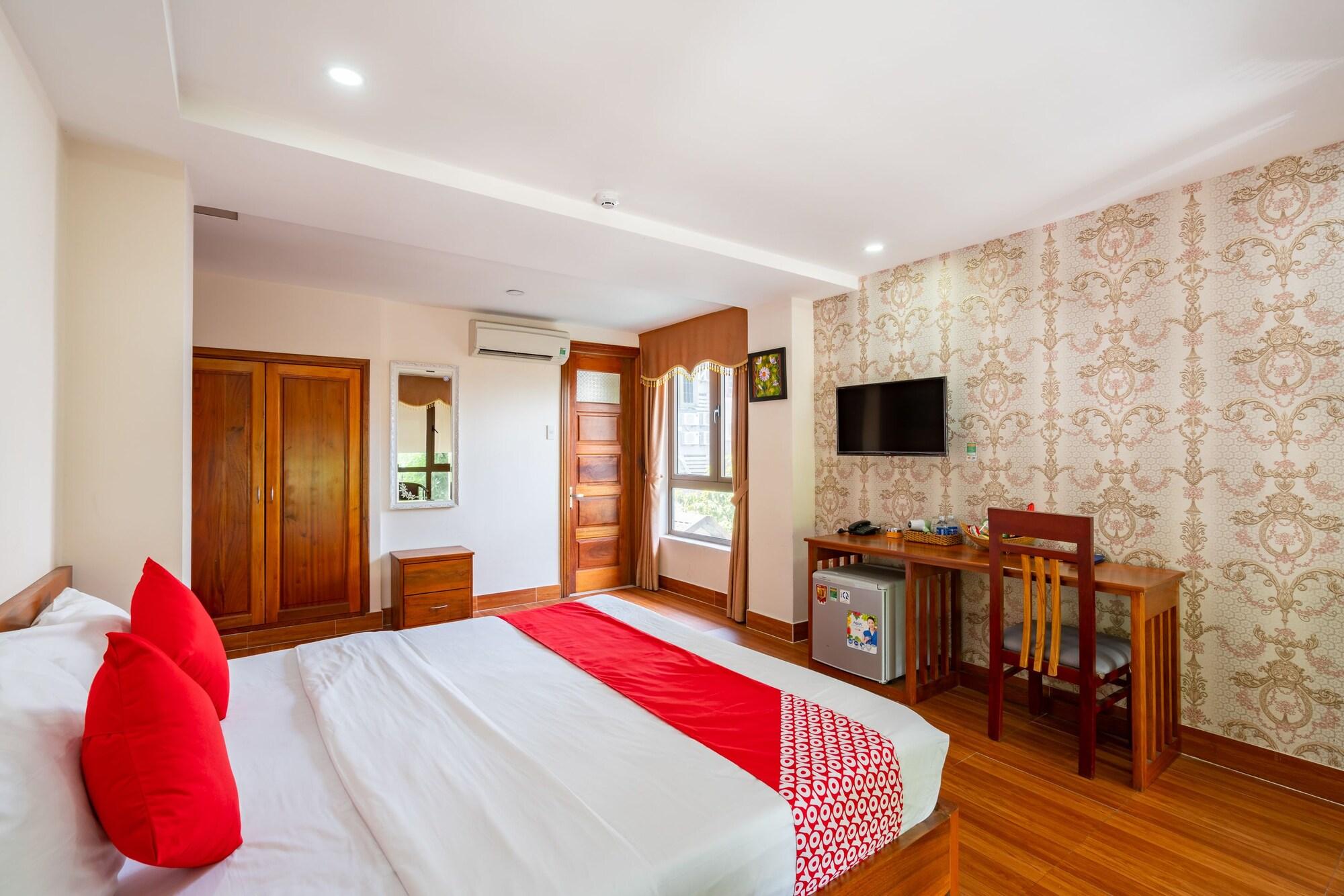 Oyo 236 Hoa Mai Boutique Hotel Da Nang Exterior photo